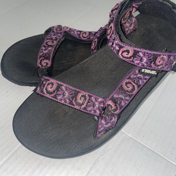 Teva Sandals Womens Size 6  Black Purple Strappy Walking Hook Loop Hiking Casual - Picture 13 of 15
